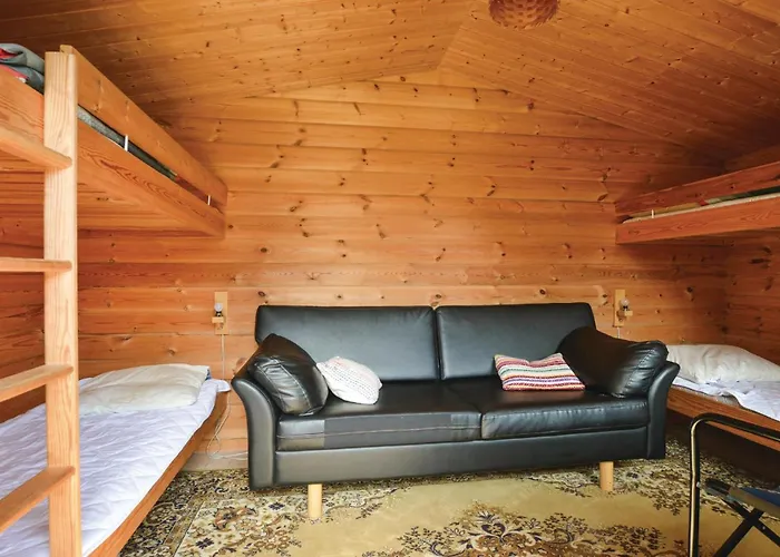 Hébergement de vacances Four-bedroom In Sjallands Odde *