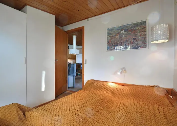 Hébergement de vacances Four-bedroom In Sjallands Odde *